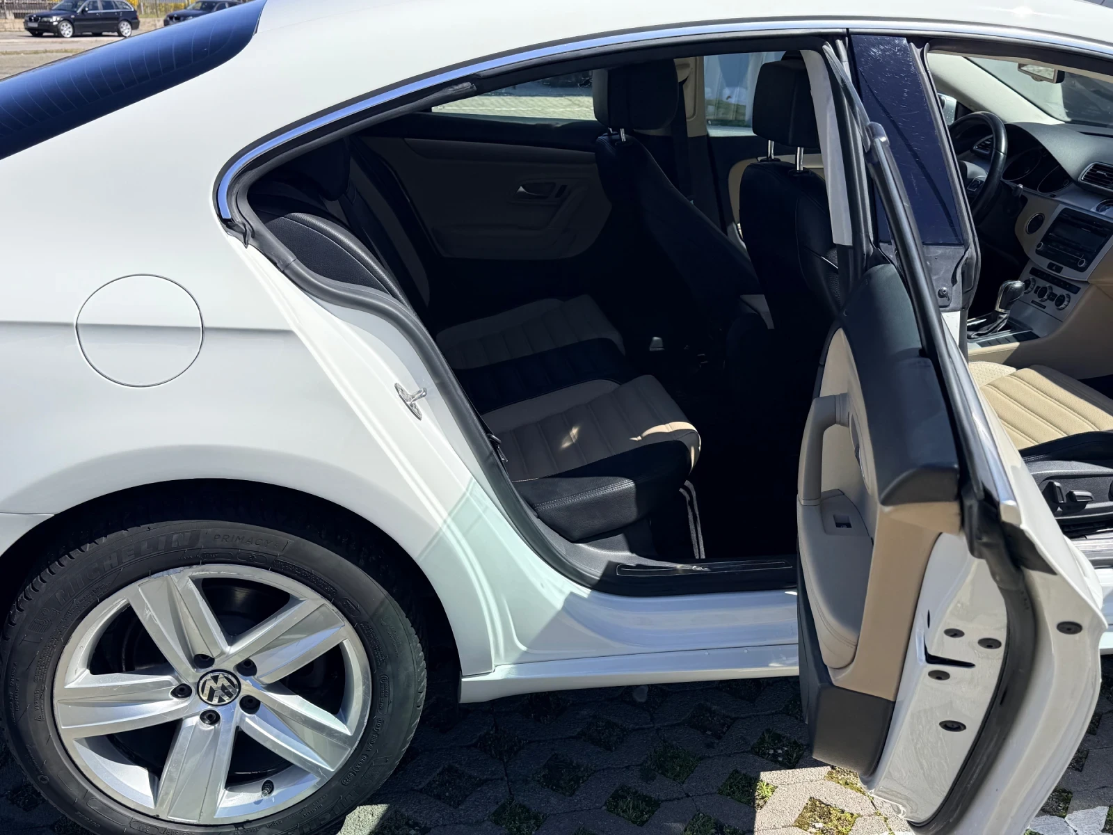 VW CC, снимка 9 - Автомобили и джипове - 54138302