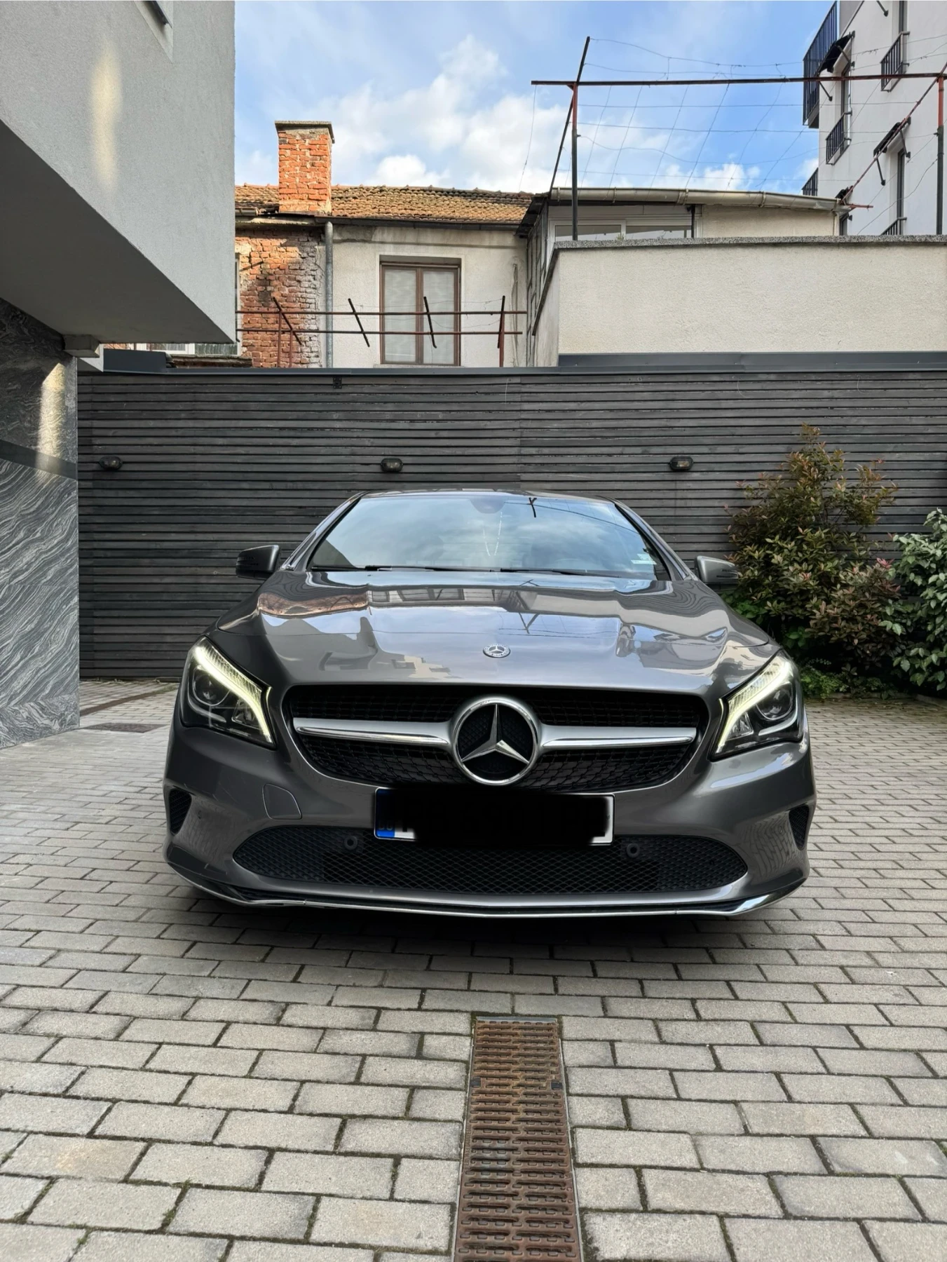 Mercedes-Benz CLA 180 Facelift, снимка 2 - Автомобили и джипове - 54415730