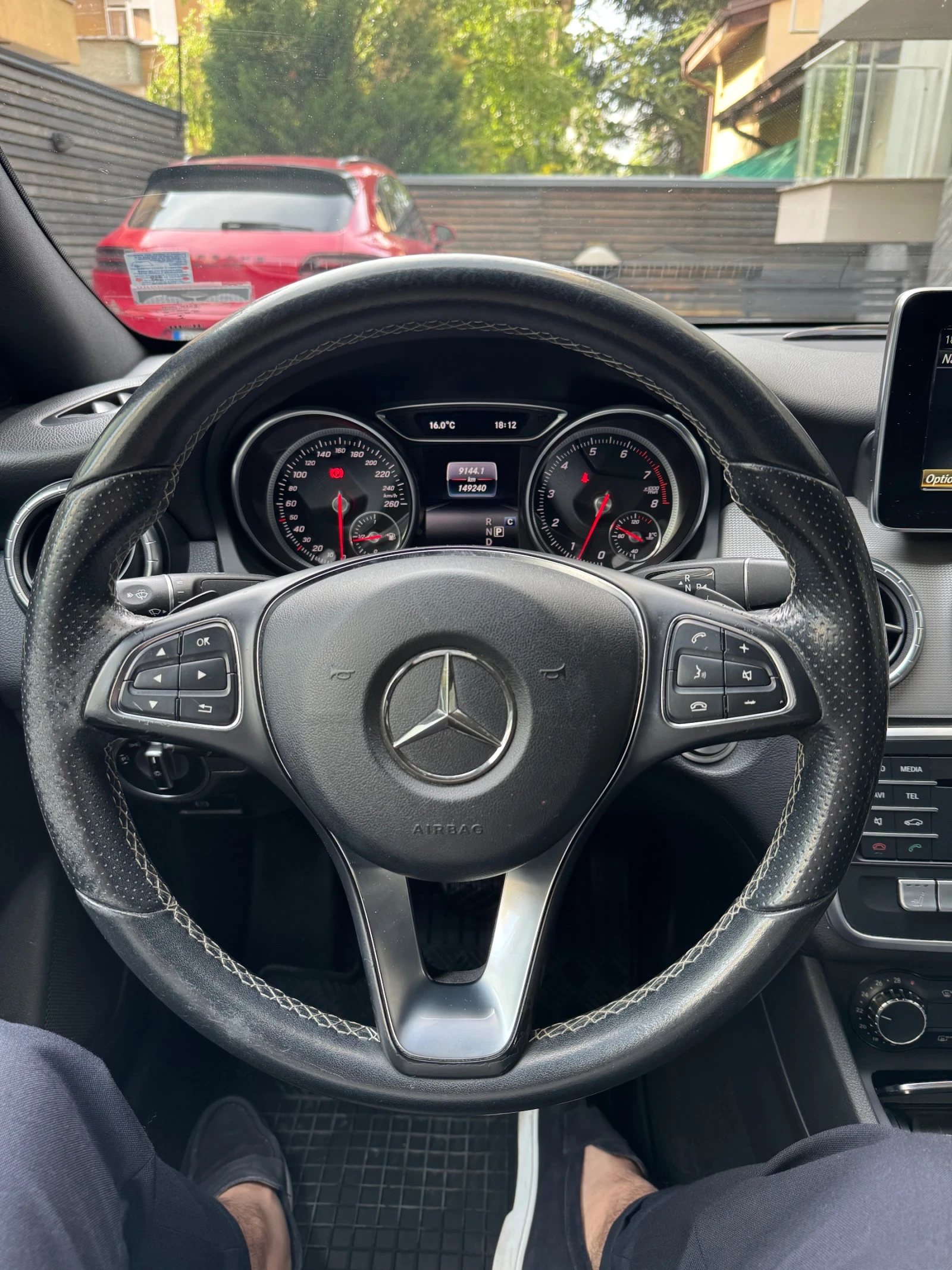 Mercedes-Benz CLA 180 Facelift, снимка 14 - Автомобили и джипове - 54415730