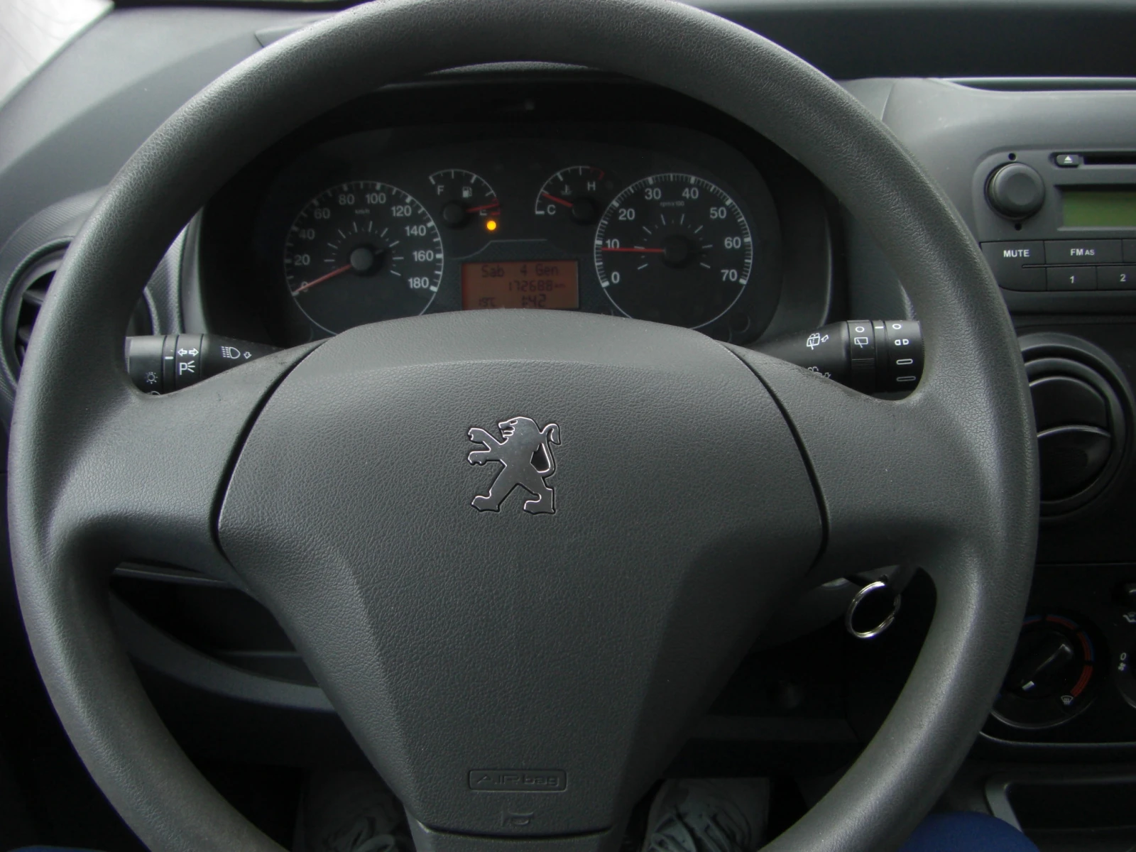 Peugeot Bipper 1.4i 5 MECTA, снимка 11 - Автомобили и джипове - 54789987