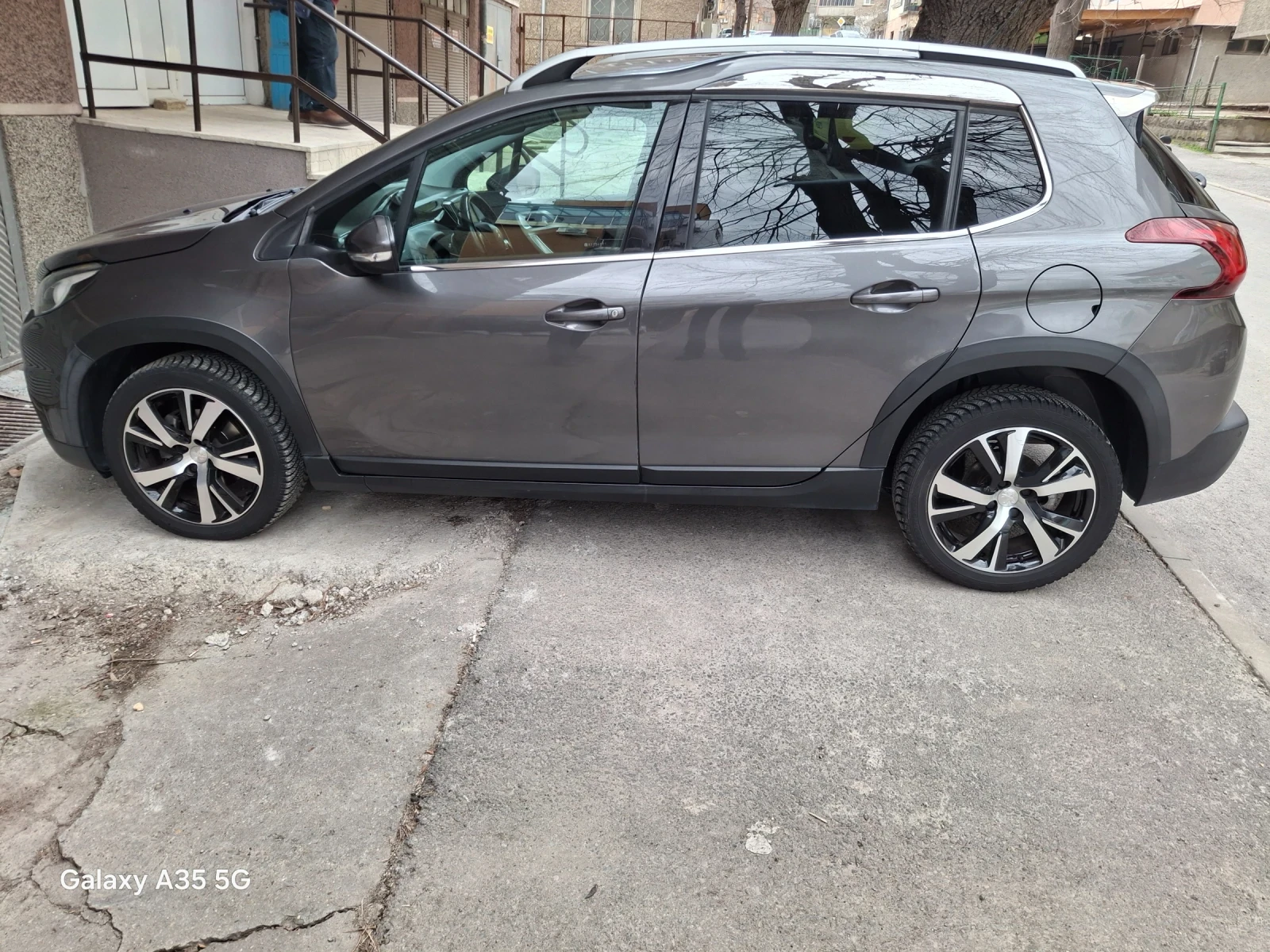 Peugeot 2008, снимка 5 - Автомобили и джипове - 54961300