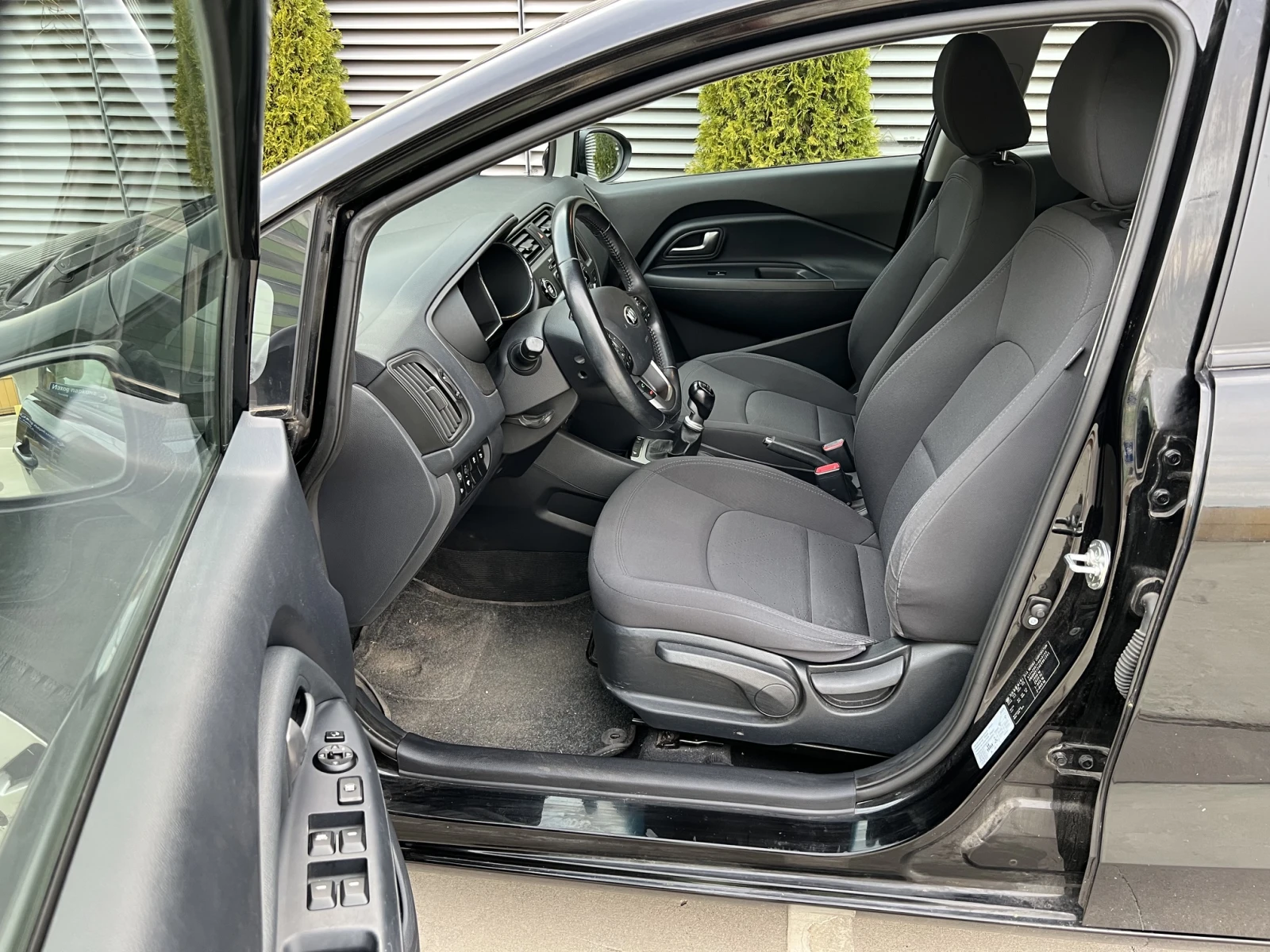 Kia Rio ОТ КИА СОФИЯ, снимка 10 - Автомобили и джипове - 55309525