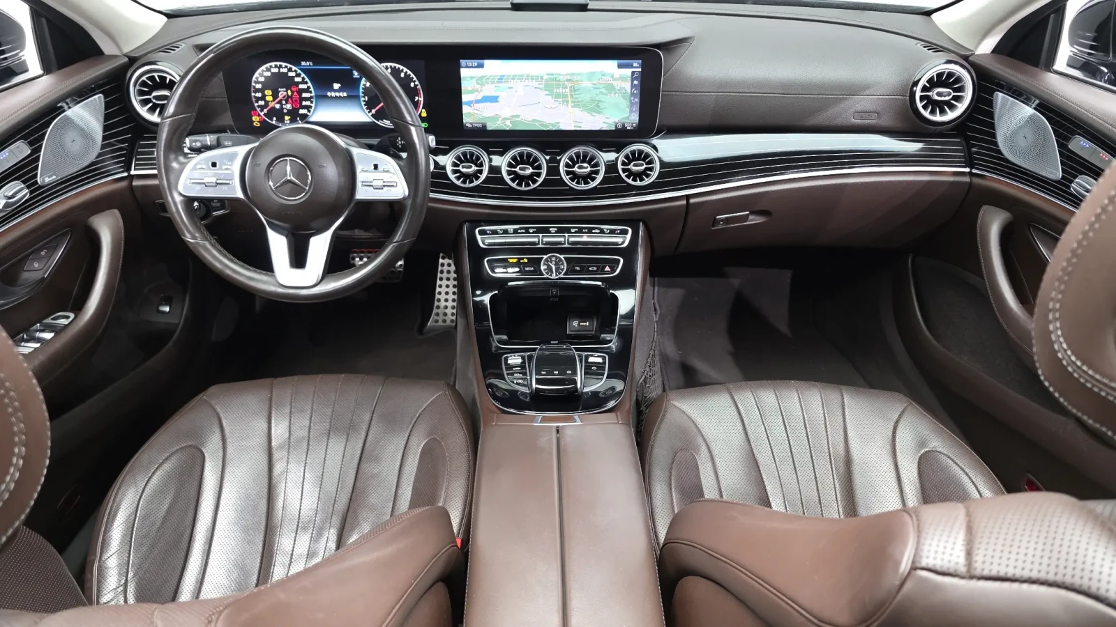 Mercedes-Benz CLS 450 4MATIC AMG PKG| BURMESTER| 360| ПАНО| ОБДУХ, снимка 6 - Автомобили и джипове - 55696043