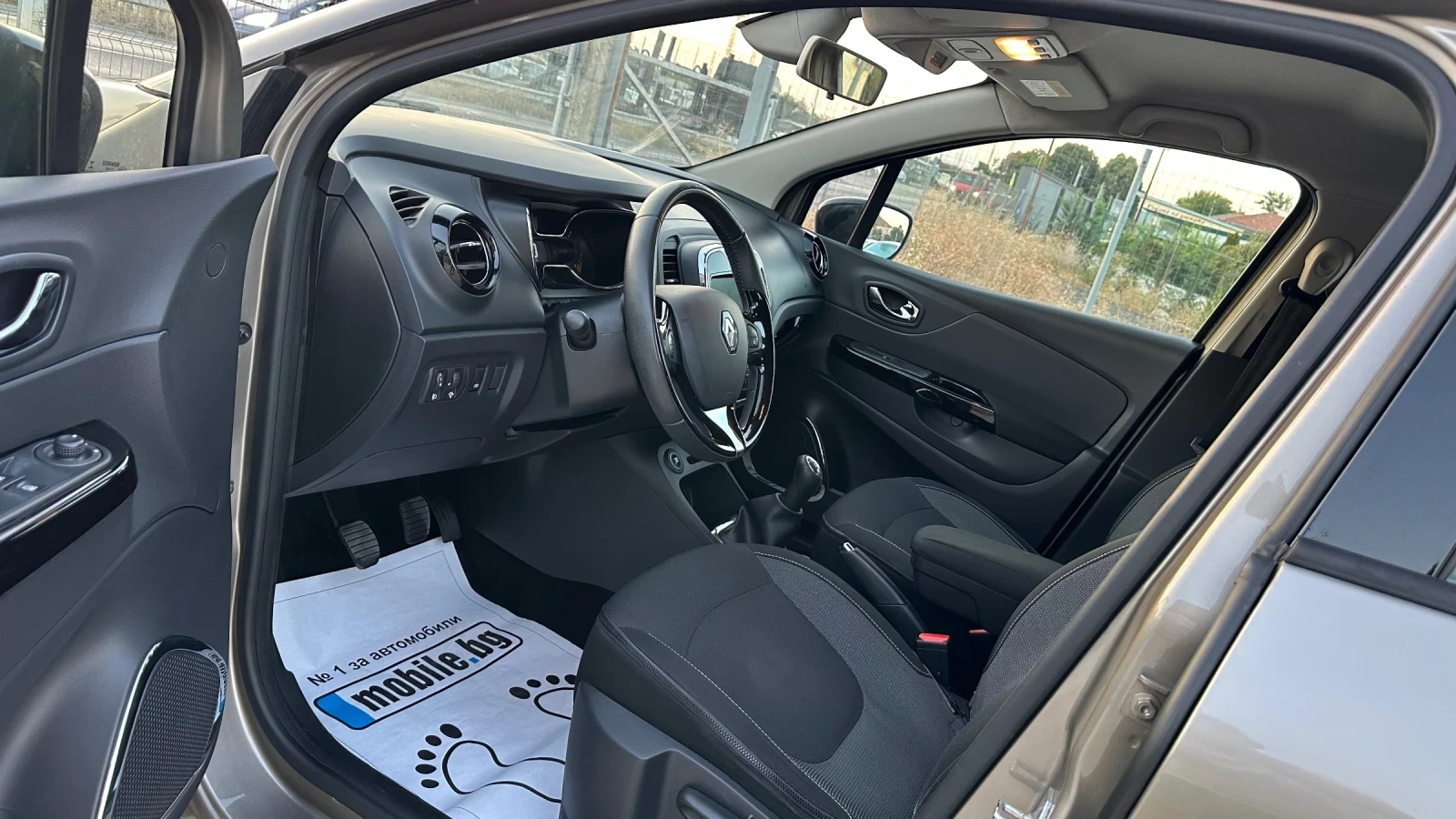 Renault Captur 1.5dci 90к. Навигация! Климатроник! Keyless go!, снимка 7 - Автомобили и джипове - 55892134