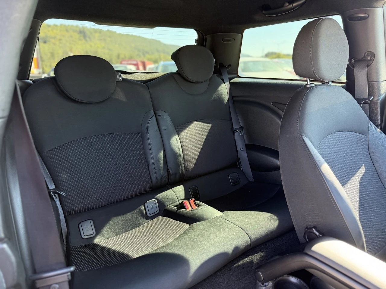 Mini Cooper 1.6i S, снимка 12 - Автомобили и джипове - 55981148