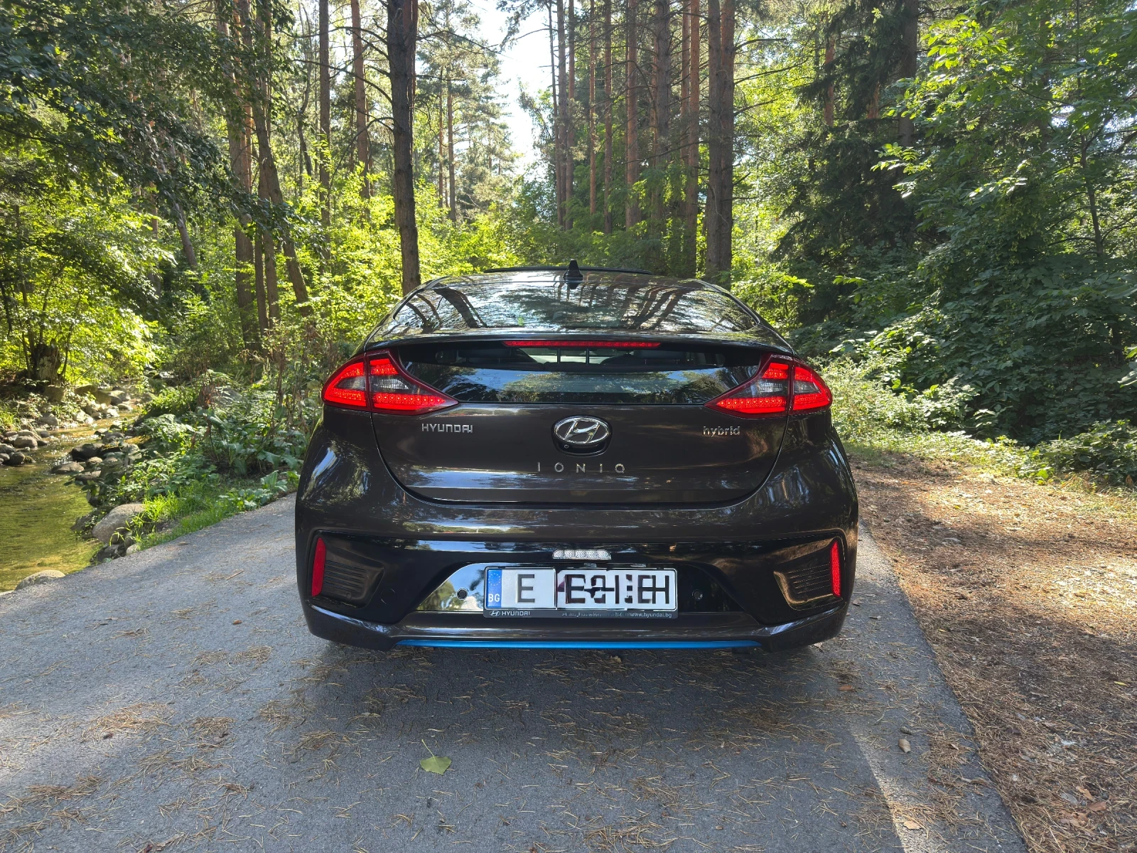 Hyundai Ioniq Premium Hybrid, снимка 5 - Автомобили и джипове - 56058503
