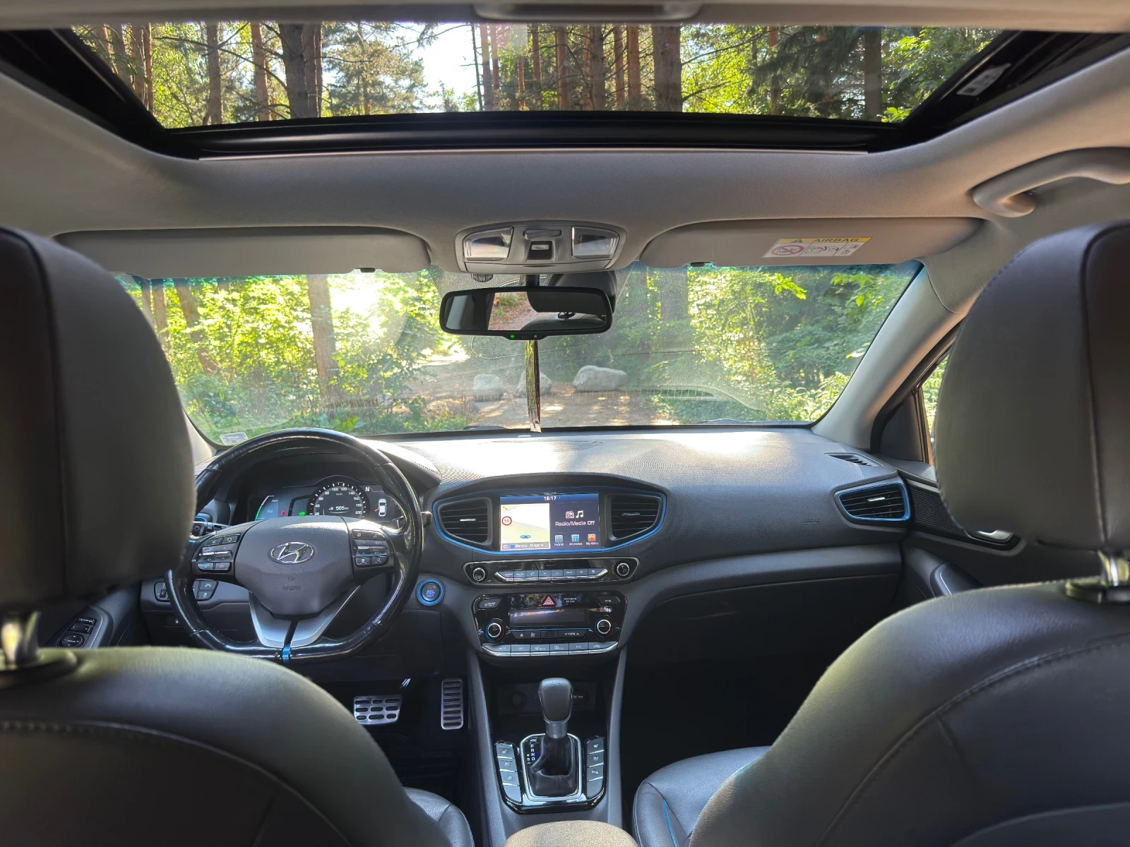 Hyundai Ioniq Premium Hybrid, снимка 6 - Автомобили и джипове - 56058503