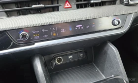 Kia Sportage 1.6T Trendy* HARMAN KARDON* DISTRONIC* ПОДГРЕВ* , снимка 12