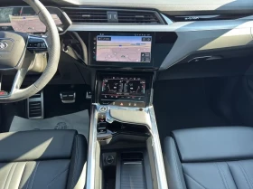 Audi Q8 e-Tron Sportback 55 = Black Optic Plus = Гаранция, снимка 9