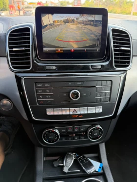 Mercedes-Benz GLE 350 AMG / PANORAMA / KEYLESS GO / DISTRONIC / BLIND AS, снимка 13