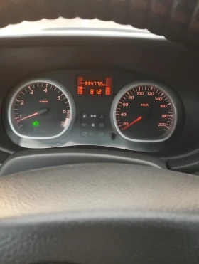 Dacia Duster 1.6 бензин/газ, снимка 14 - Автомобили и джипове - 53086336