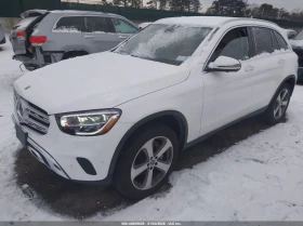 Mercedes-Benz GLC 300 * 4MATIC SUV * CARFAX * , снимка 2