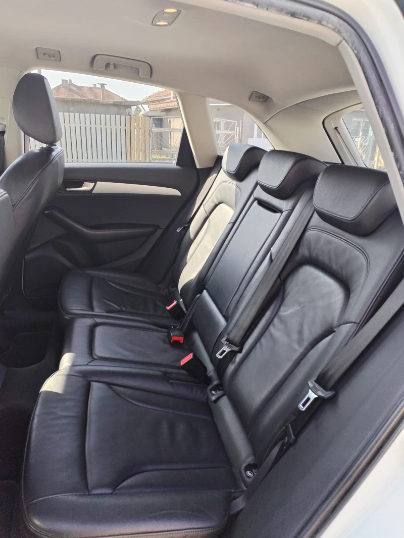 Audi Q5, снимка 9 - Автомобили и джипове - 50257657