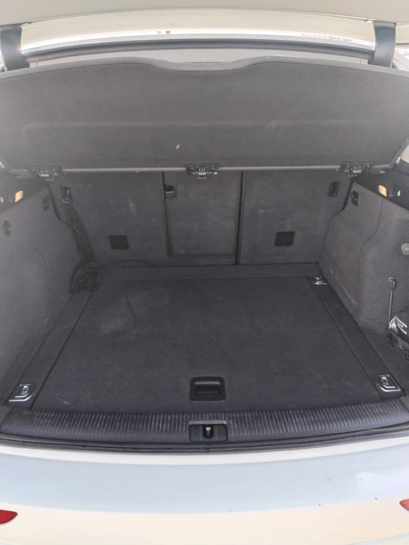 Audi Q5, снимка 7 - Автомобили и джипове - 50257657