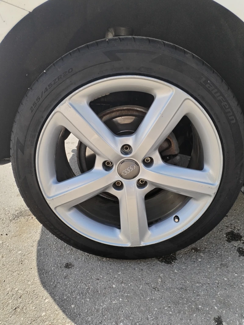 Audi Q5, снимка 16 - Автомобили и джипове - 50257657