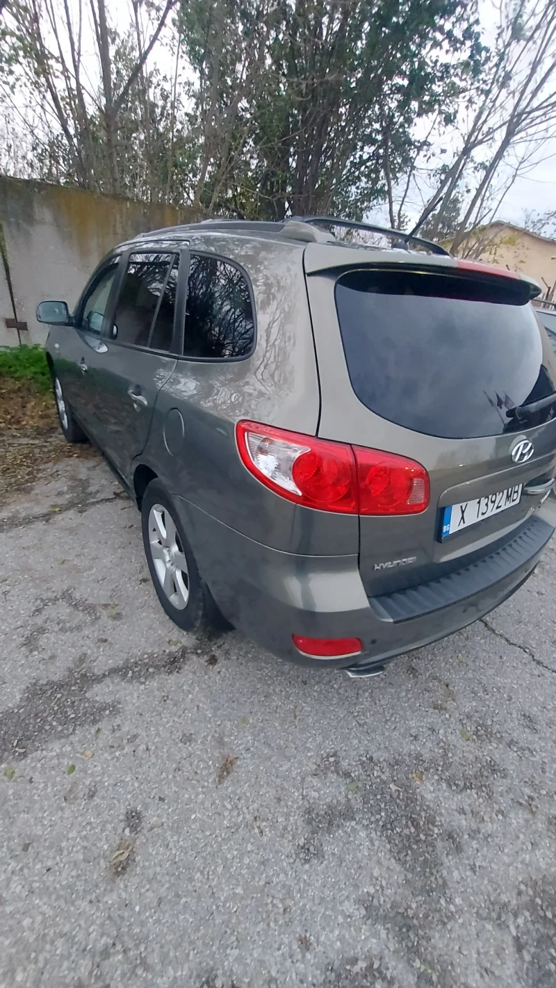 Hyundai Santa fe 2.7 V6 4WD, снимка 3 - Автомобили и джипове - 52455855