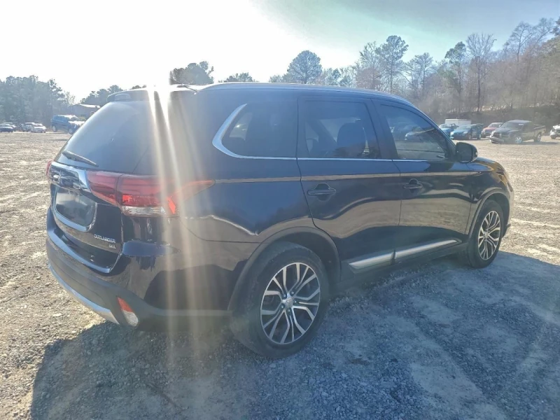 Mitsubishi Outlander, снимка 3 - Автомобили и джипове - 53085698