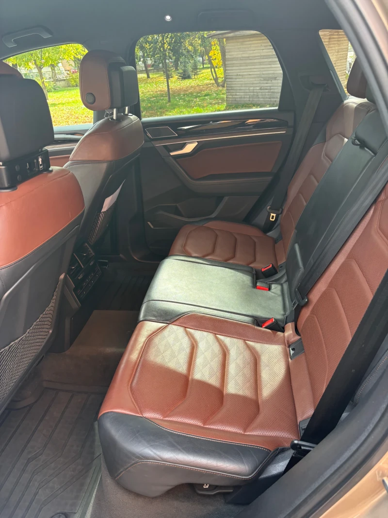 VW Touareg 3.0TDI 286к.с, снимка 8 - Автомобили и джипове - 53201009