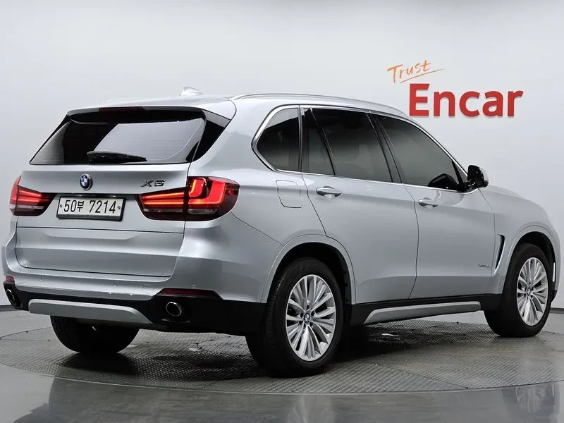 BMW X5 (F15) xDrive 30D, снимка 2 - Автомобили и джипове - 55186992
