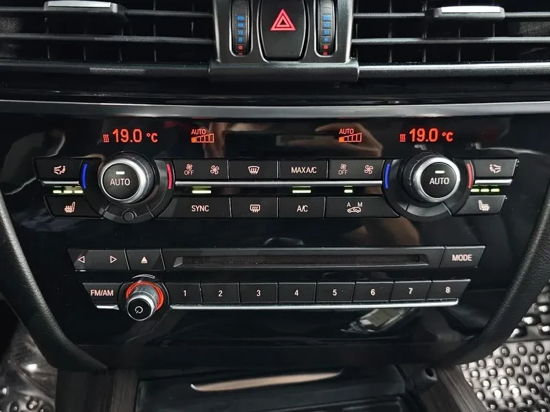 BMW X5 (F15) xDrive 30D, снимка 6 - Автомобили и джипове - 55186992