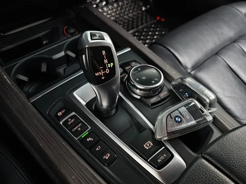 BMW X5 (F15) xDrive 30D, снимка 7 - Автомобили и джипове - 55186992