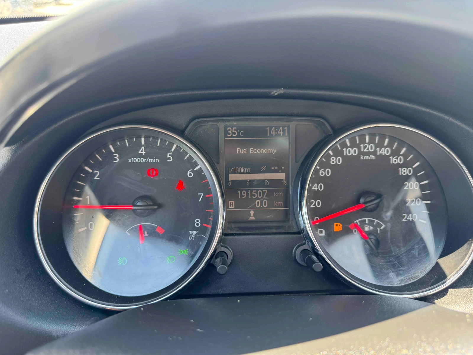 Nissan Qashqai BIFUEL, BENZ+ GAZ, 2БРОЯ - изображение 8