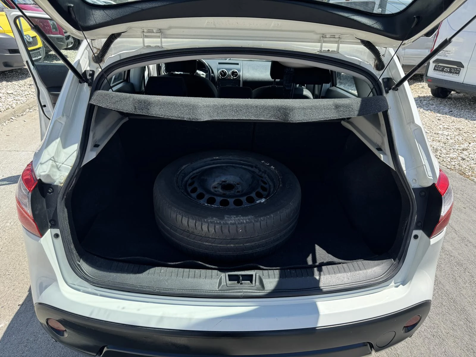 Nissan Qashqai BIFUEL, BENZ+ GAZ, 2БРОЯ - изображение 7