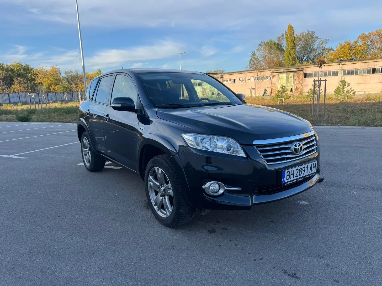 Toyota Rav4 2.2 Crossover  | Mobile.bg   2