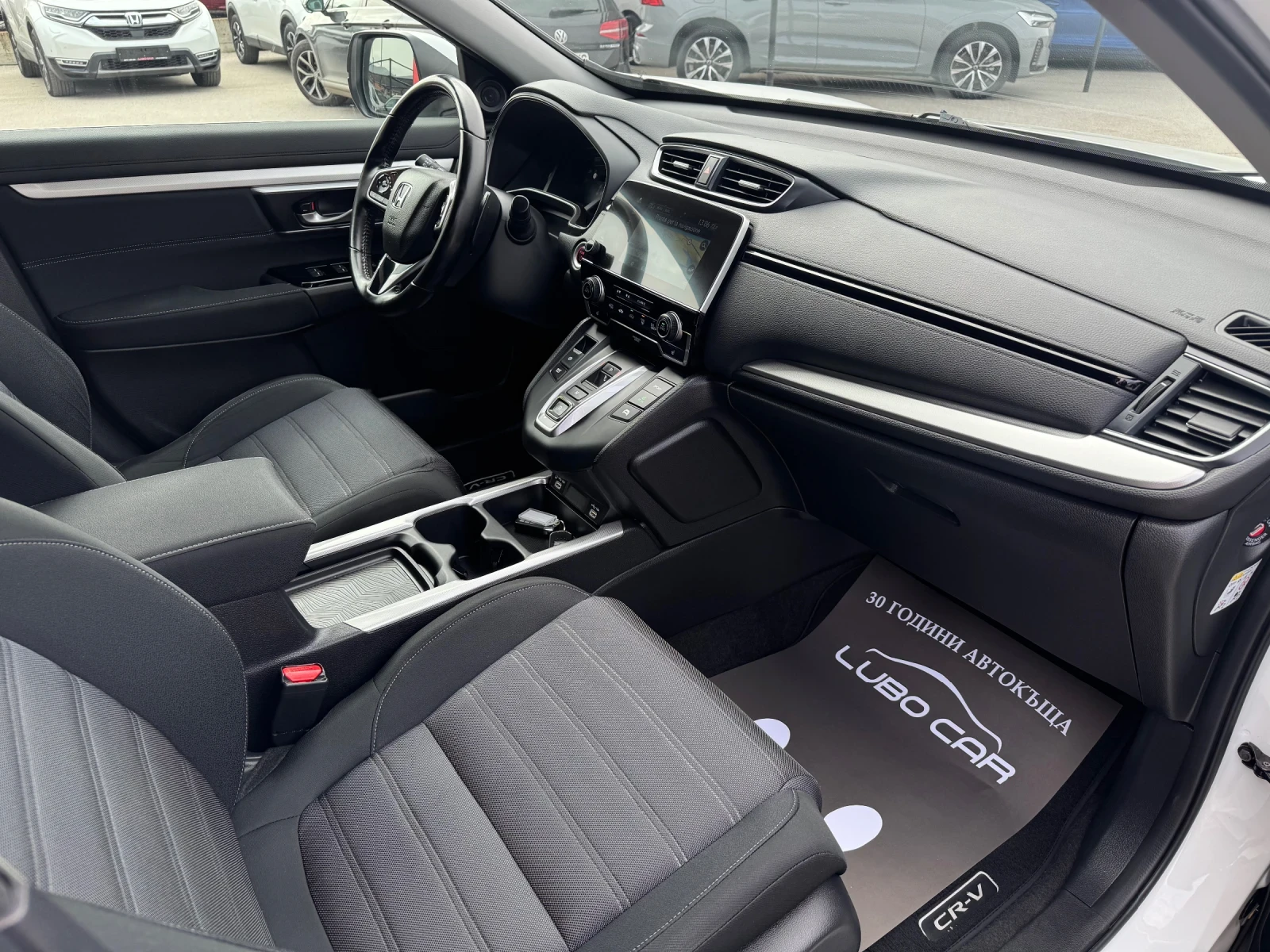 Honda Cr-v 2.0i-HYBRID-LED-KEYLESS-ПОДГРЕВ-CAMERA-DISTRONIC, снимка 17 - Автомобили и джипове - 53732570