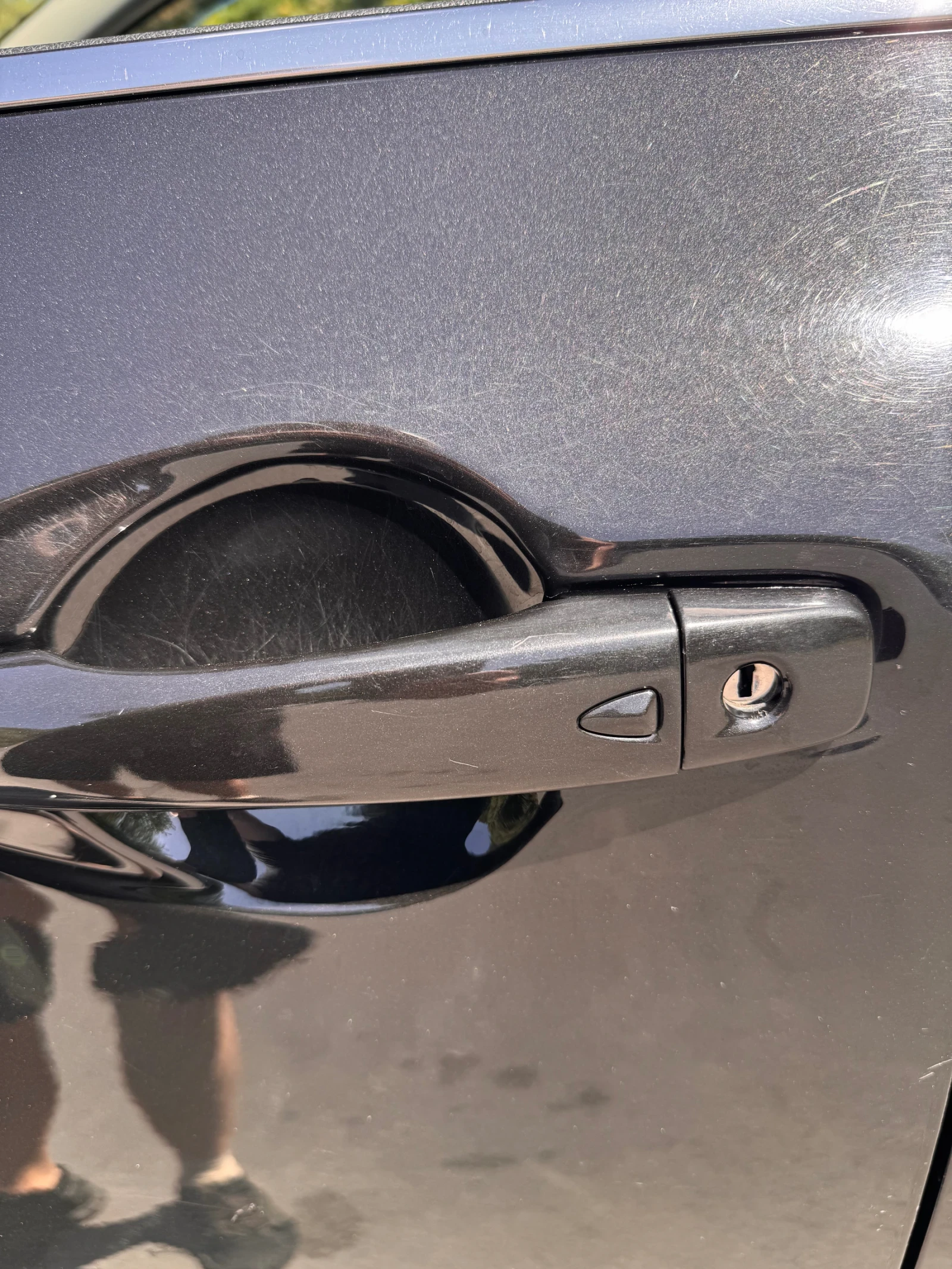 Nissan Qashqai 1.2 Turbo, Keyless, 360degree, снимка 6 - Автомобили и джипове - 55679837