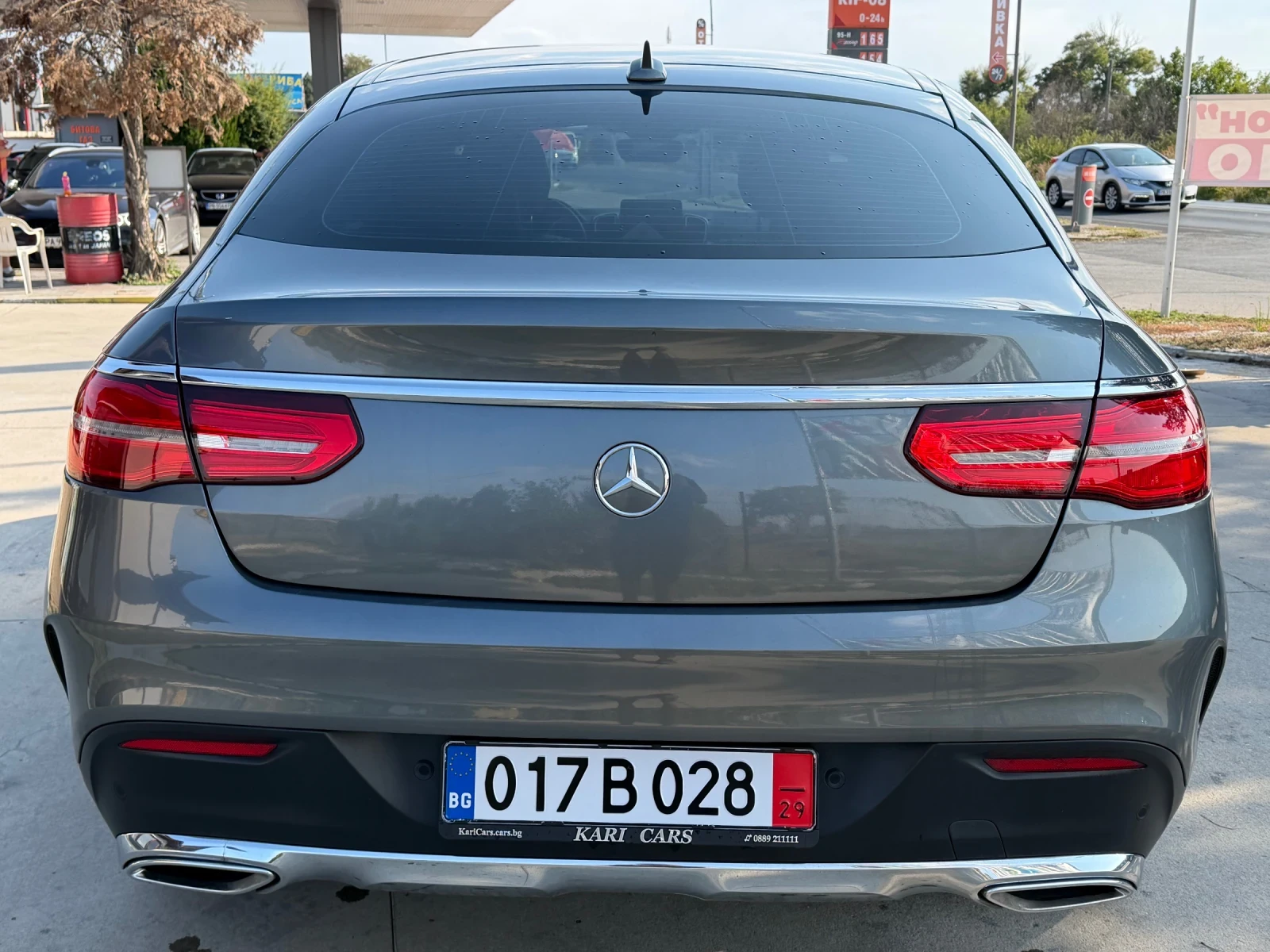 Mercedes-Benz GLE 350 AMG / PANORAMA / KEYLESS GO / DISTRONIC / BLIND AS, снимка 3 - Автомобили и джипове - 55846798