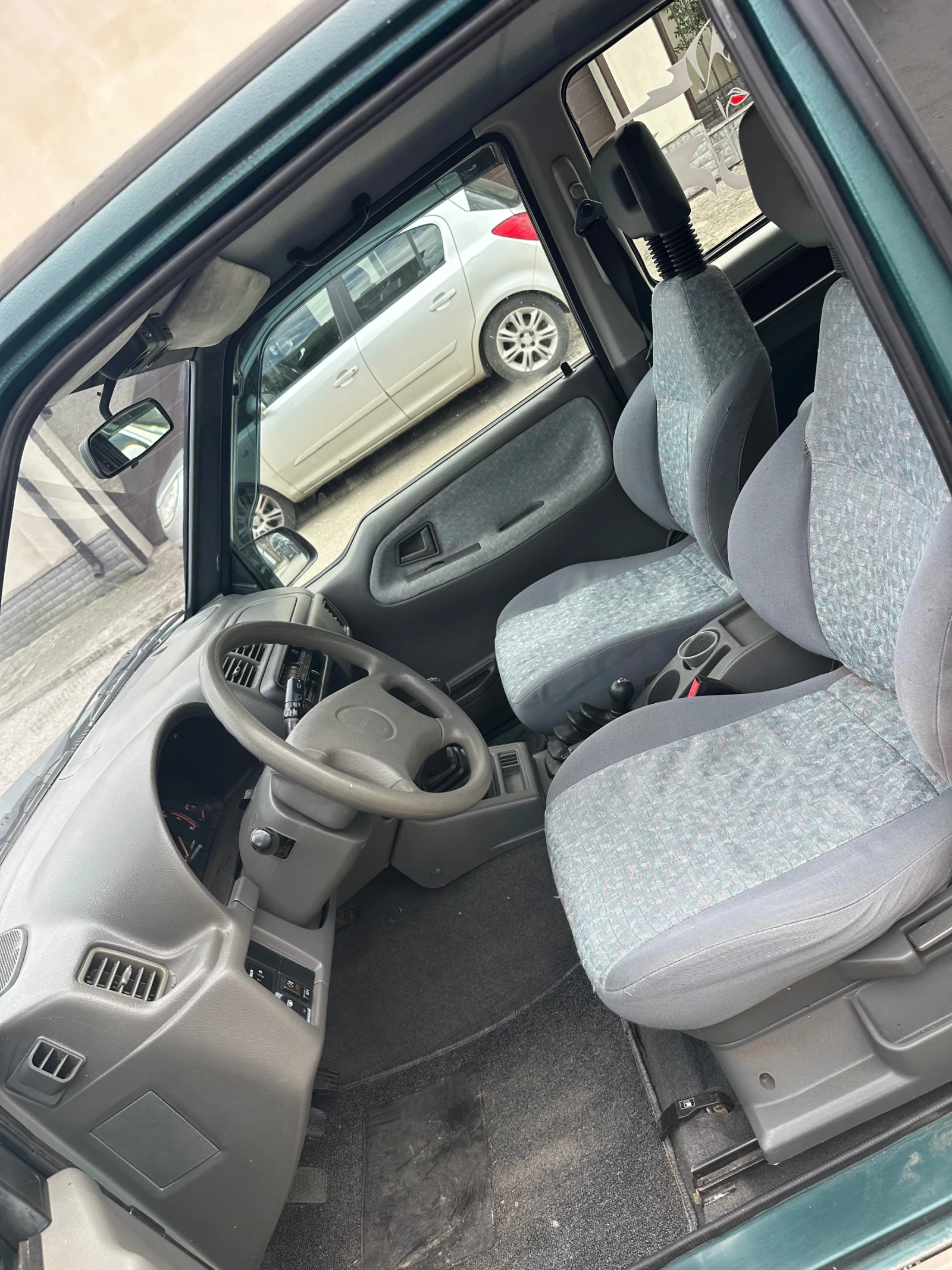Suzuki Vitara 1.6 16V, снимка 6 - Автомобили и джипове - 55892525