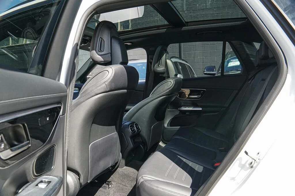 Mercedes-Benz GLC 300 2023* AMG PK* DIS* 360* PANO* ОБДУХ* KEYLESS* КРАЙ, снимка 15 - Автомобили и джипове - 56061670