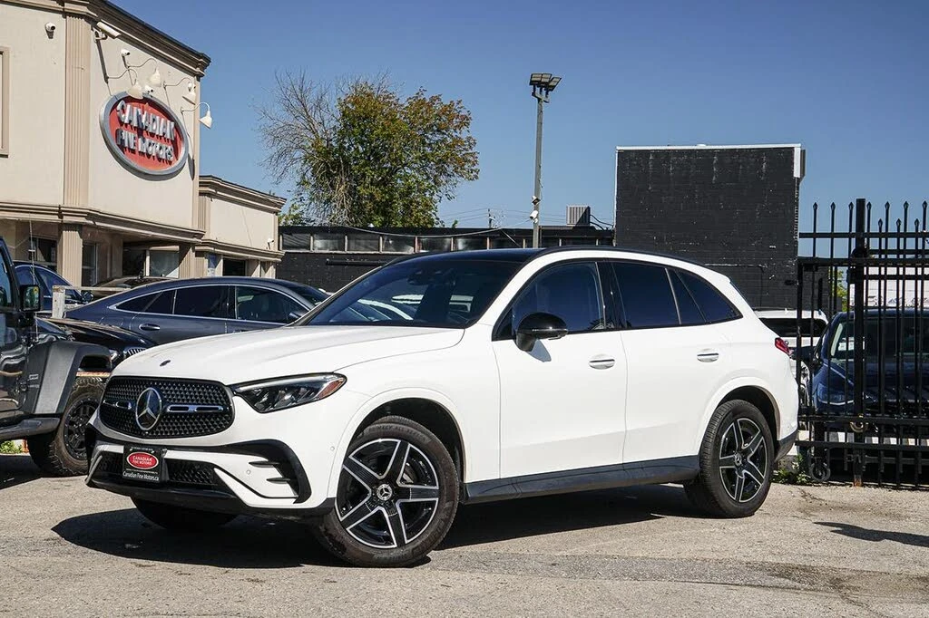 Mercedes-Benz GLC 300 2023* AMG PK* DIS* 360* PANO* ОБДУХ* KEYLESS* КРАЙ, снимка 2 - Автомобили и джипове - 56061670