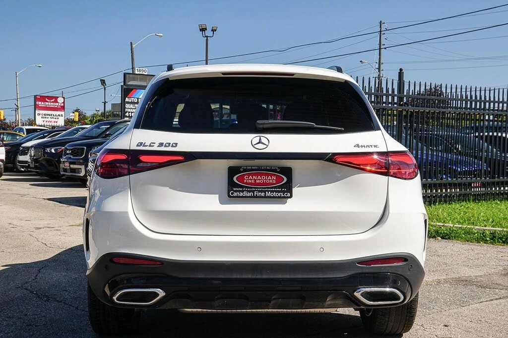 Mercedes-Benz GLC 300 2023* AMG PK* DIS* 360* PANO* ОБДУХ* KEYLESS* КРАЙ, снимка 4 - Автомобили и джипове - 56061670