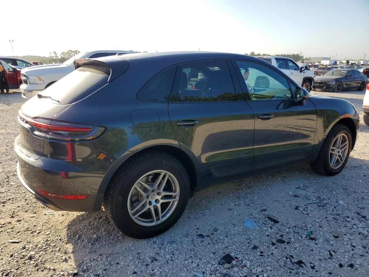 Porsche Macan BOSE| ALCANTARA| ПОДГРЕВ, снимка 4 - Автомобили и джипове - 56386004