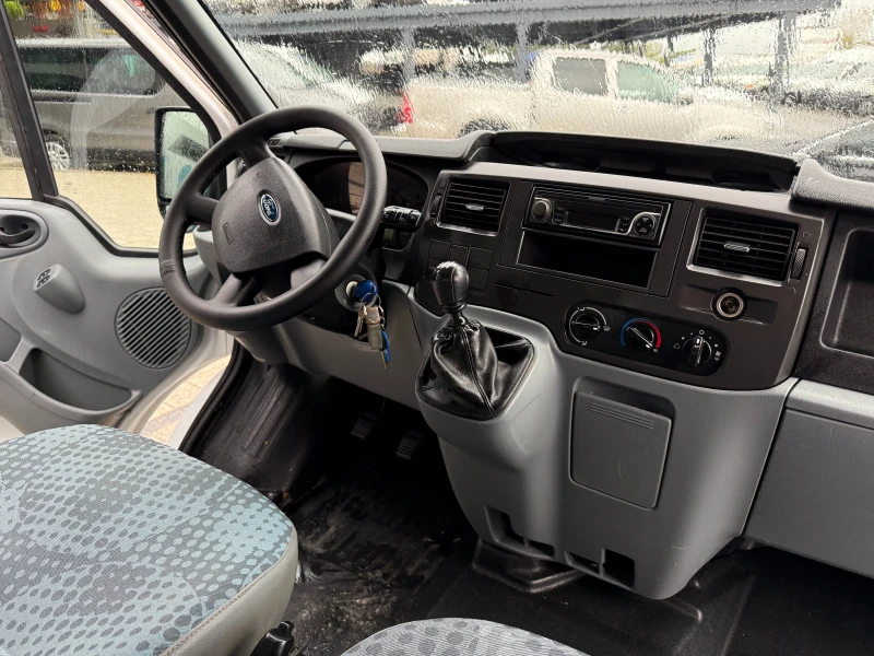 Ford Transit 2.4TDCI до 3.5т. 3.10м. 6-местен Клима , снимка 13 - Бусове и автобуси - 51977536