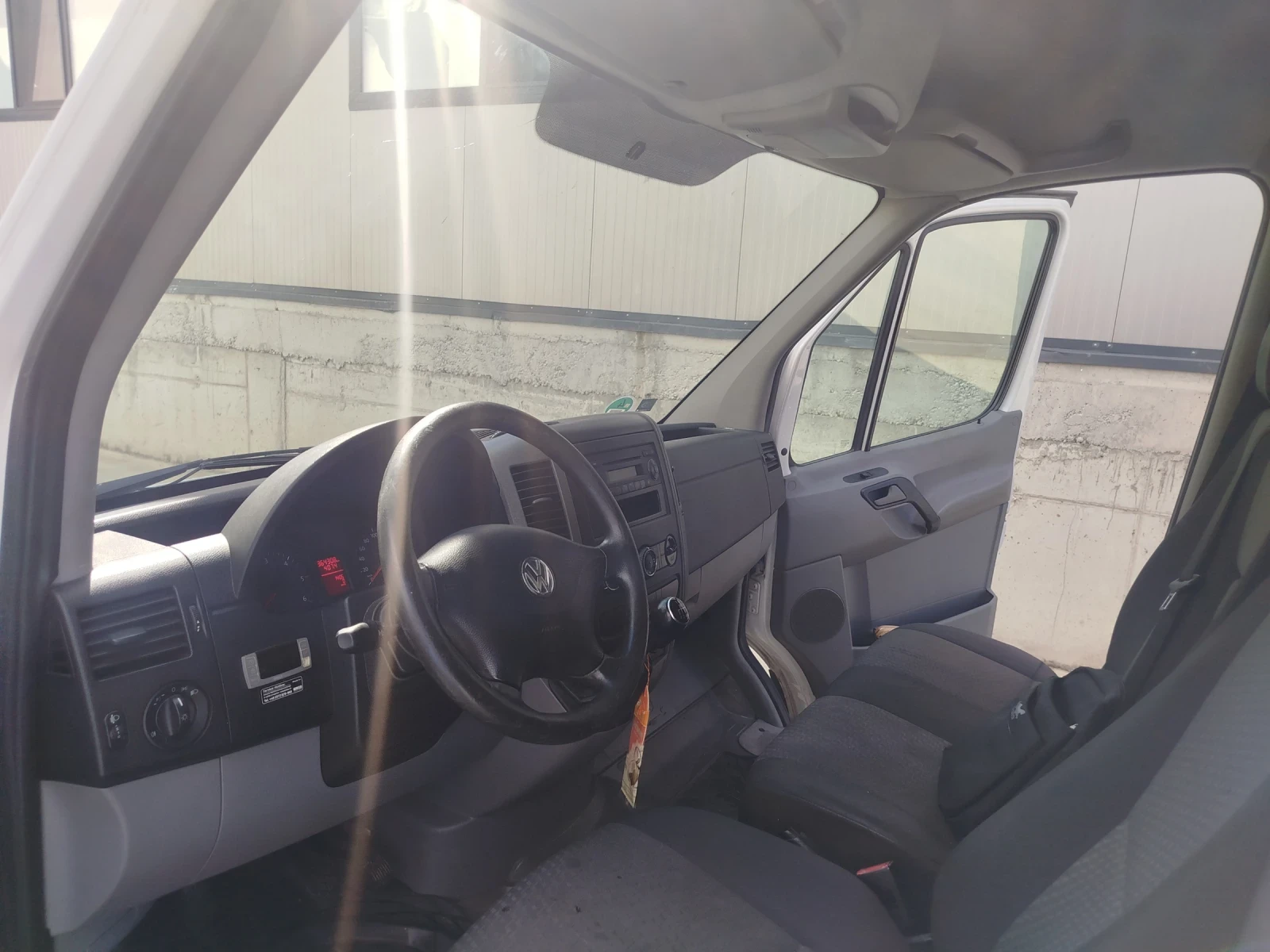 VW Crafter Хладилен , снимка 4 - Бусове и автобуси - 56375157