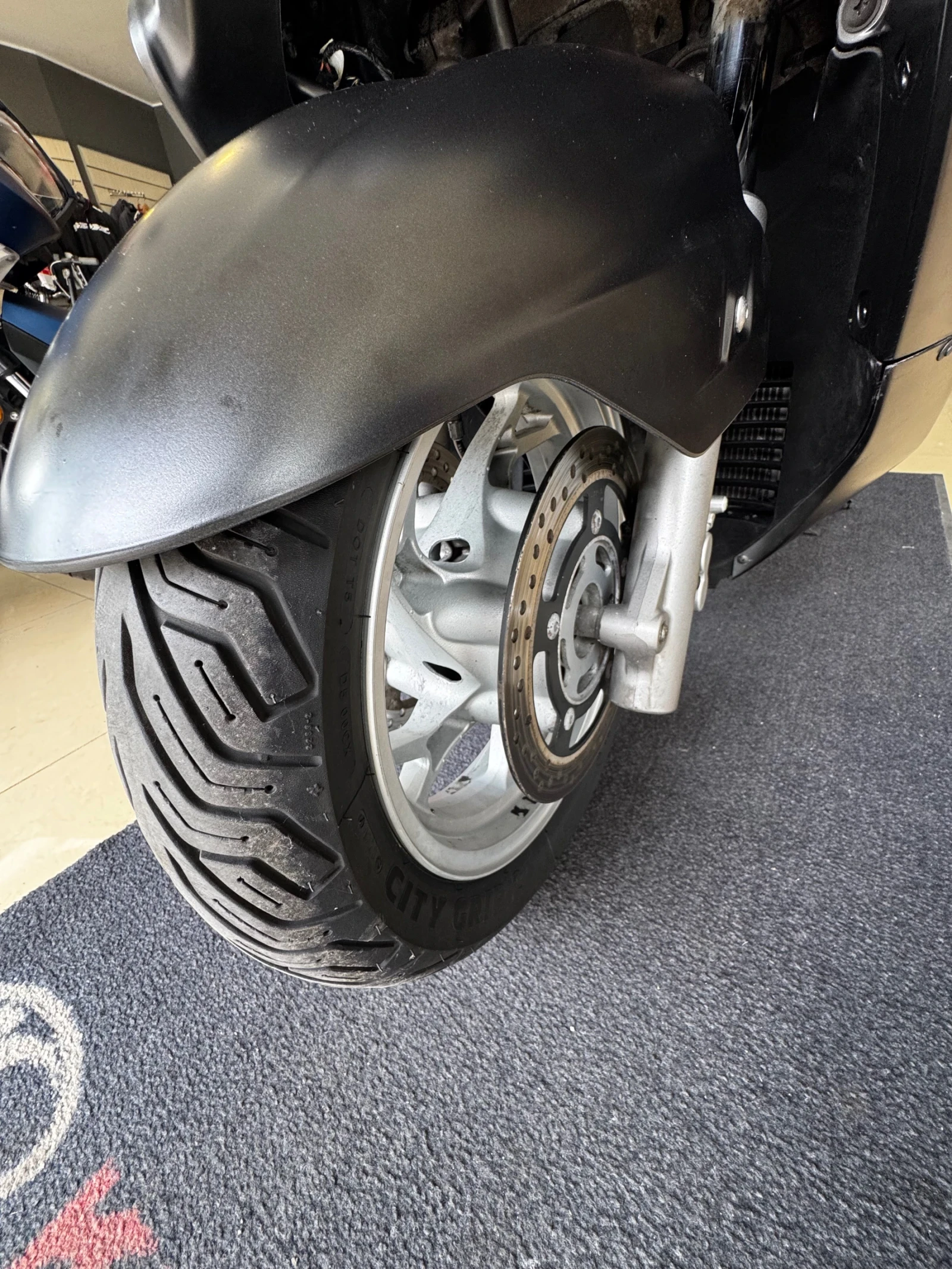 Suzuki Burgman SUZUKI BURGMAN 400i, снимка 8 - Мотоциклети и мототехника - 56222841