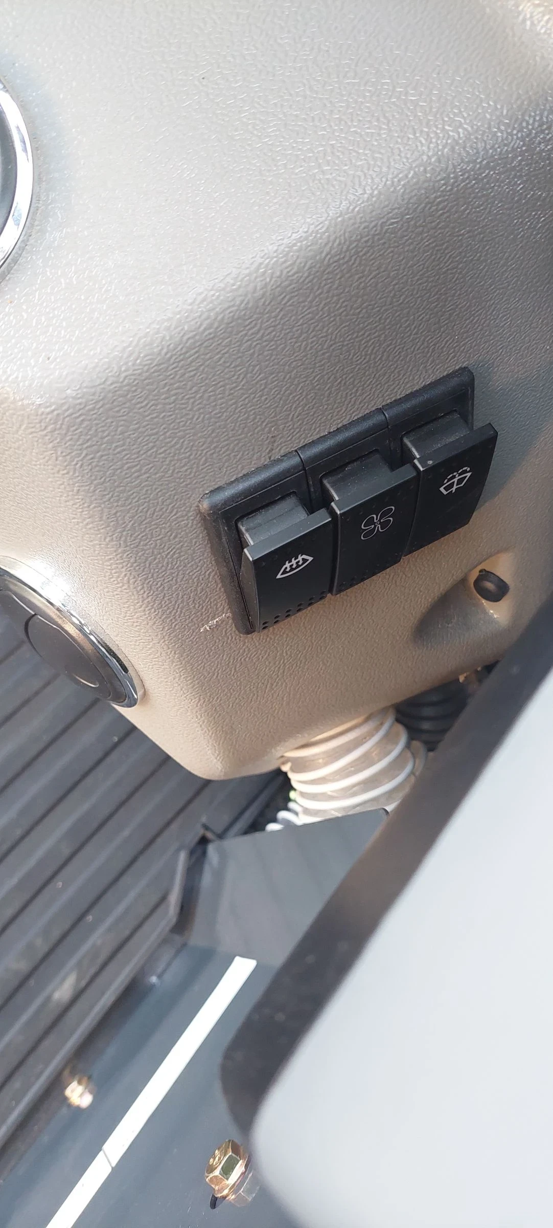 ����� Rippa R32 PRO 3.2t | Mobile.bg � ����������� 13