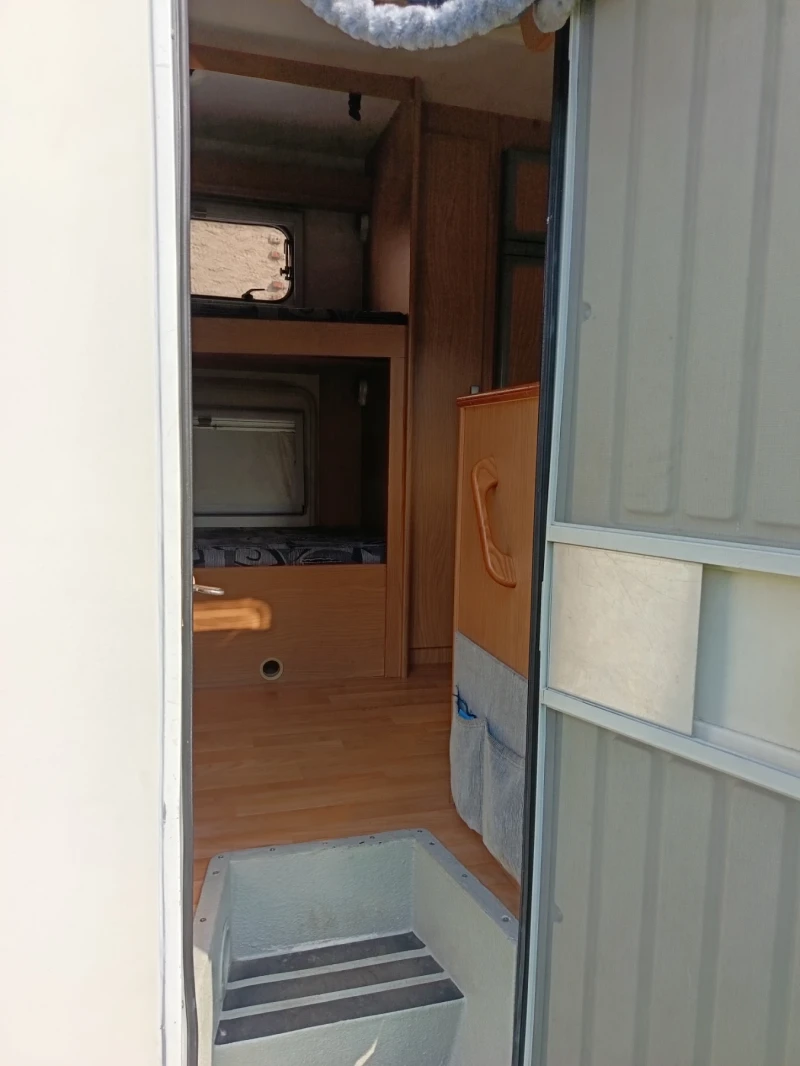 Кемпер Ford Blue Sky 400, снимка 5 - Каравани и кемпери - 52483305