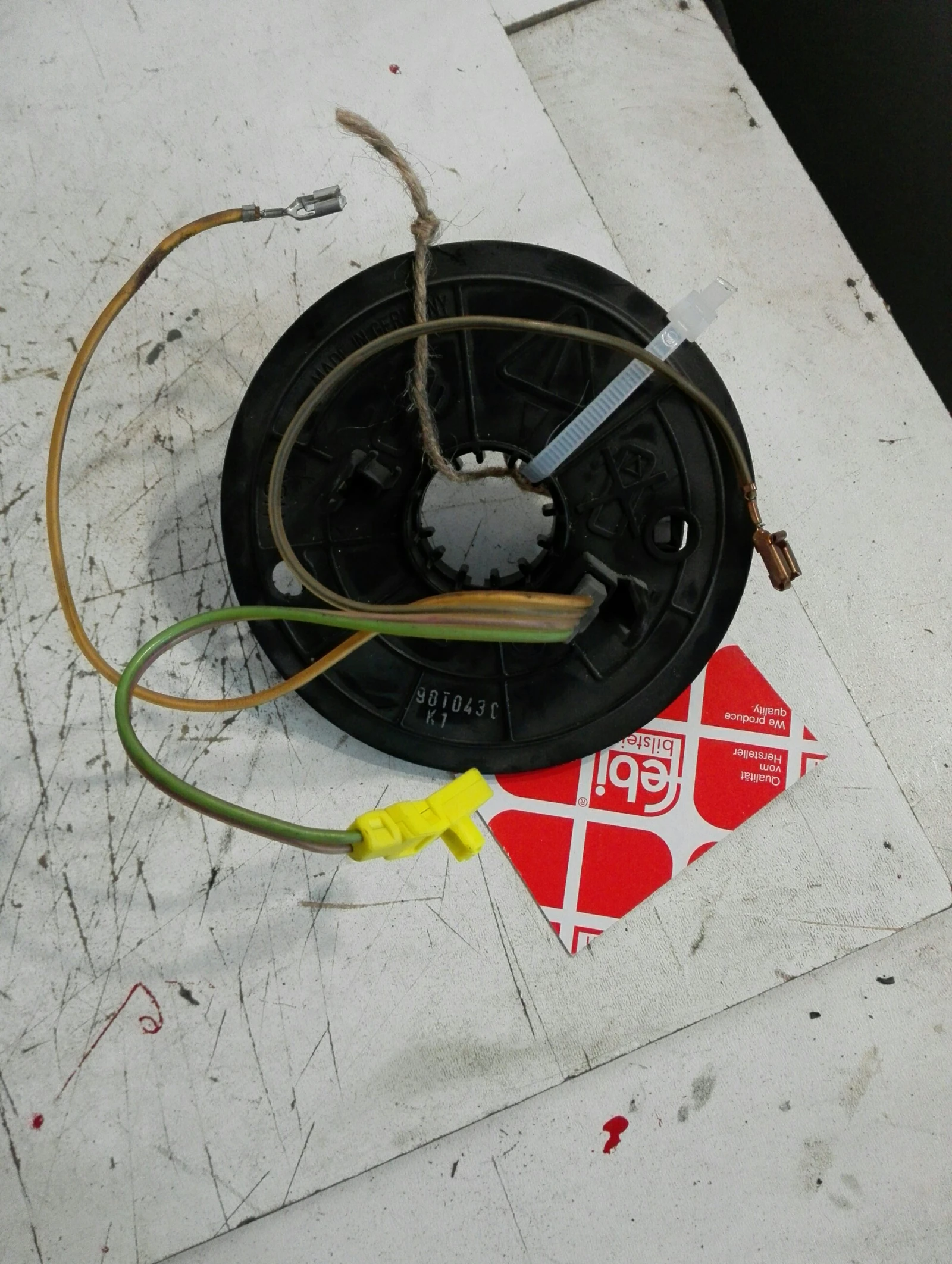 ������ ����� �������� �200 ��������� 2.0� | Mobile.bg � ����������� 1