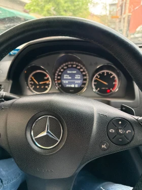 Mercedes-Benz C 220 2.2, снимка 4