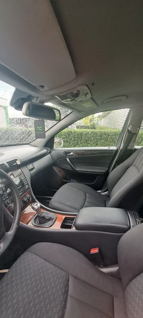 Mercedes-Benz C 220 CDI, снимка 13