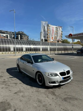 BMW 320 LCI, снимка 1