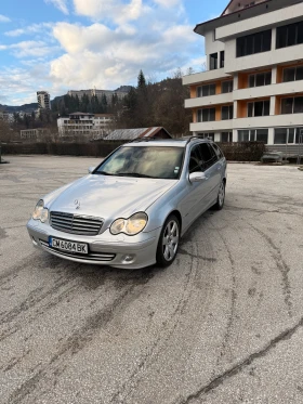 Mercedes-Benz C 320, снимка 2
