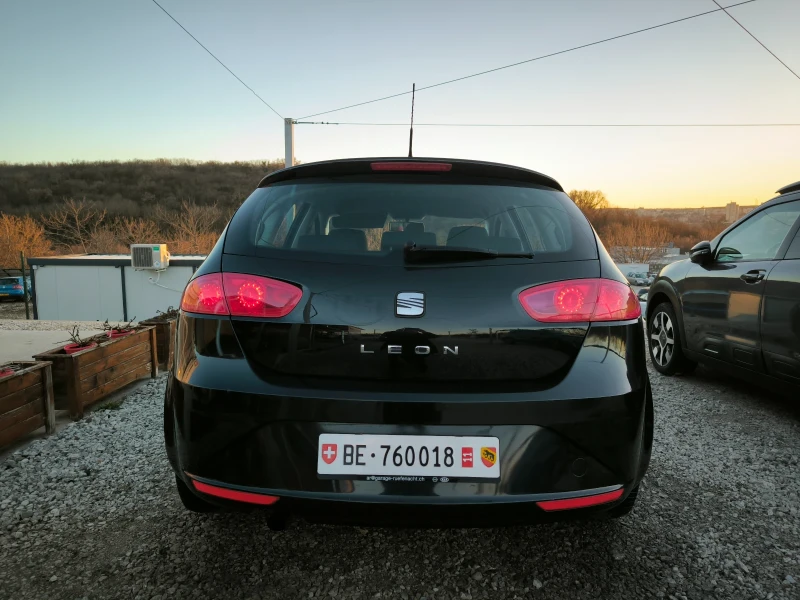 Seat Leon 1.2T  ЛУКС ШВЕЙЦАРИЯ, снимка 3 - Автомобили и джипове - 44640473