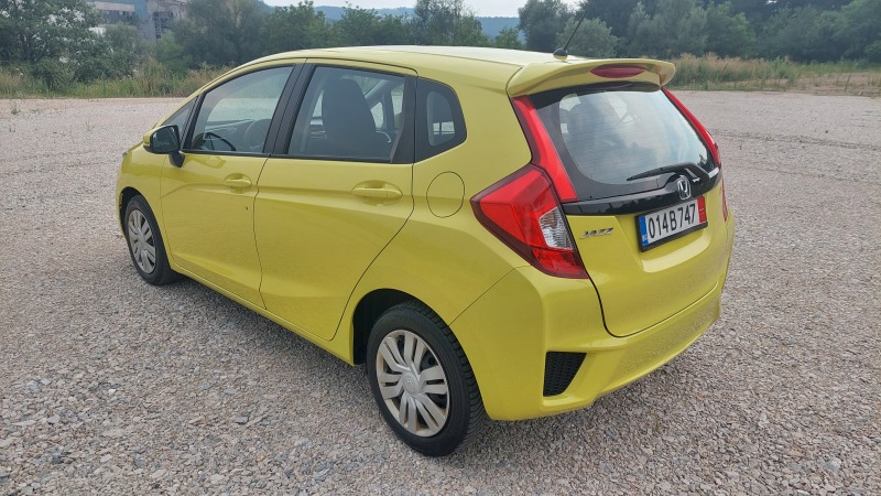 Honda Jazz 1.3 i-VTEC ОТЛИЧНА, снимка 8 - Автомобили и джипове - 46663394