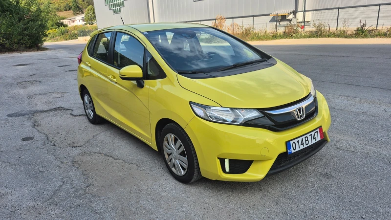 Honda Jazz 1.3 i-VTEC ОТЛИЧНА, снимка 3 - Автомобили и джипове - 46663394