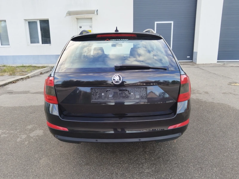 Skoda Octavia 2.0 TDI 150к.с 4х4 * SWISS* , снимка 6 - Автомобили и джипове - 47563409